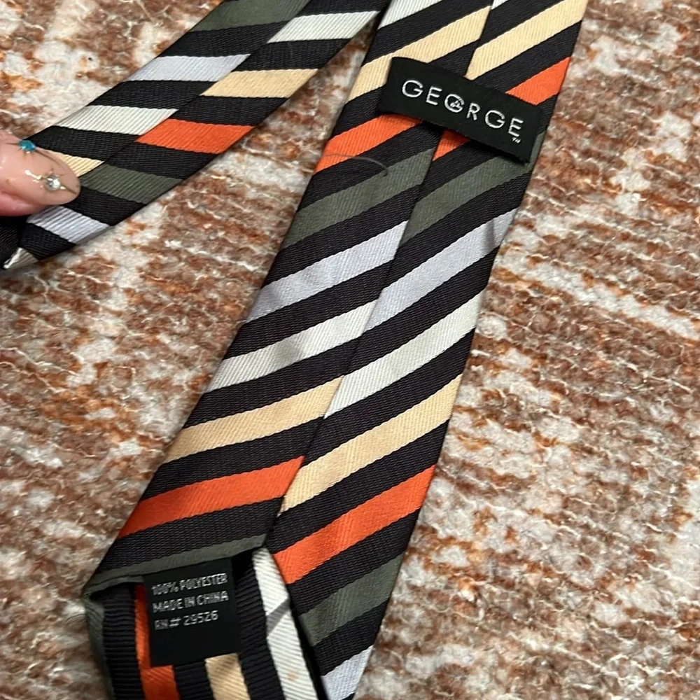 clip on tie! striped!